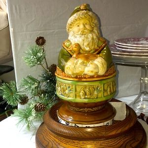 Vintage Christmas Santa Enesco Art of Nature.